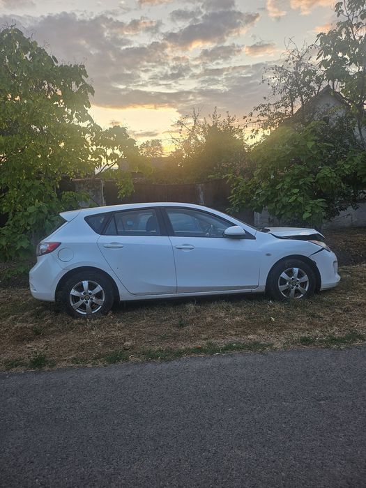 MAZDA 3 2012 — imagine 2