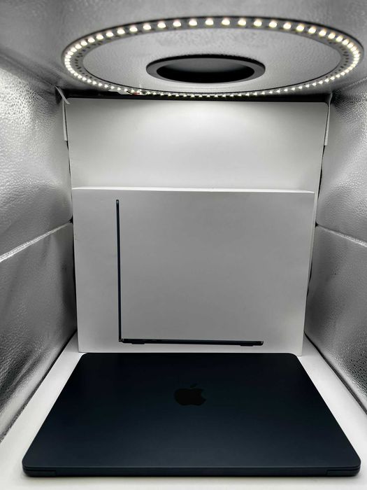 MacBook Air 13 M2 / 256GB SSD / 16 GB RAM / 15 Cicluri Incarcare * Krom Amanet Margeanului *