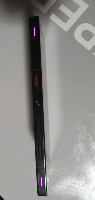 Продам REDMAGIC 9 Pro 16+12/512 ГБ.