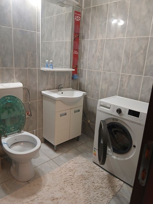 Se inchiriaza  Garsoniera 37m parter inalt