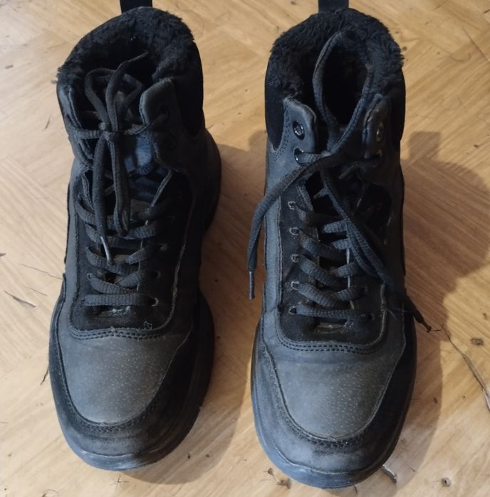 Продам обувь на мальчика