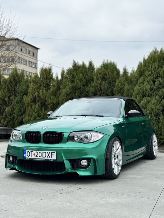 BMW Seria 1 Cabrio (E88) 2.0 Diesel – vopsită recent, jante R18, două seturi roți