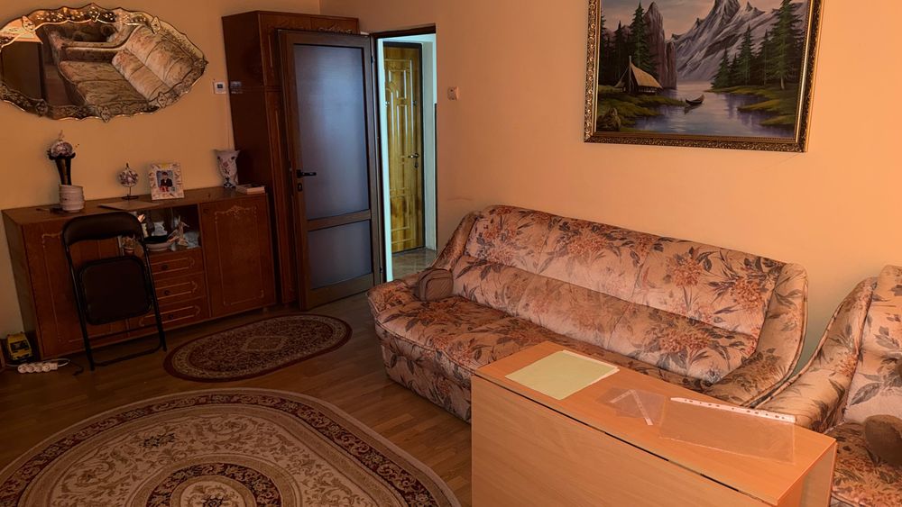 De Vanzare apartament