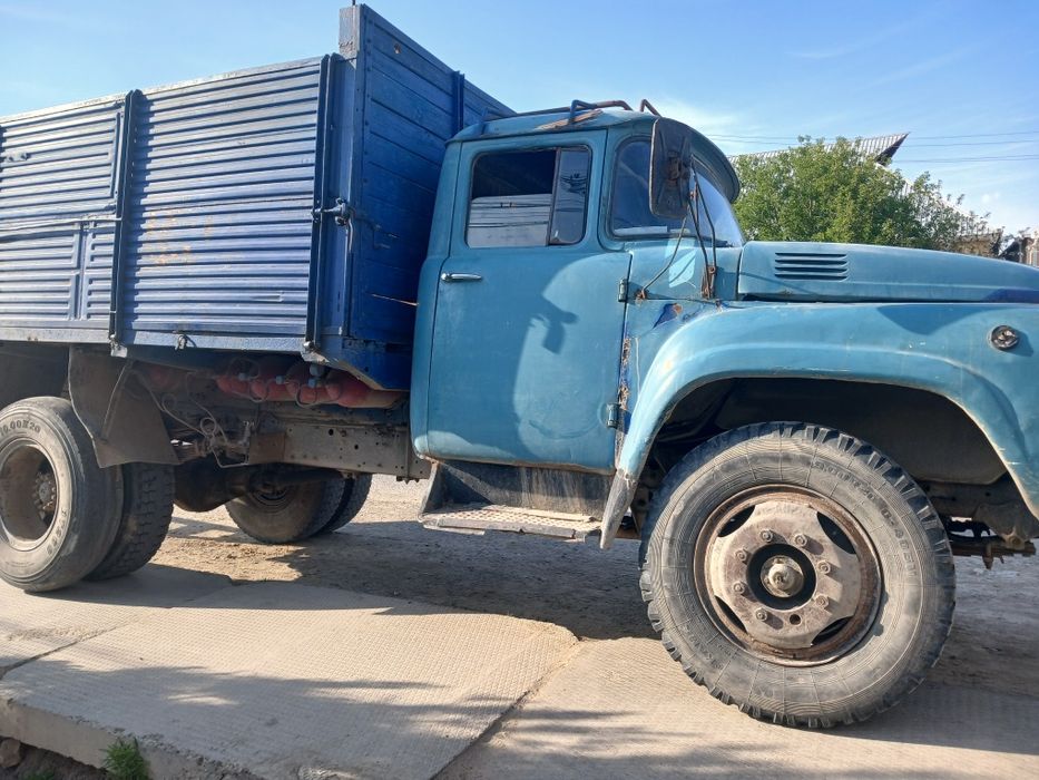 Zil 130 zo'r holatda