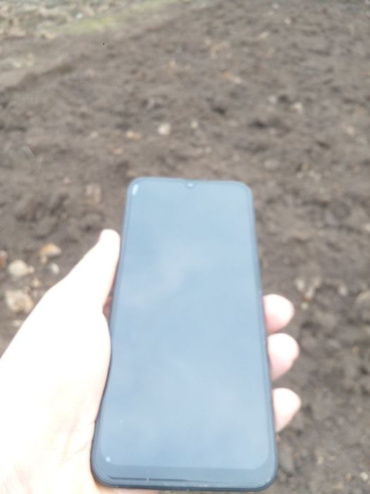 Redmi 15 c yangi telefon 2025 yil dekabr oyida chiqgan 4+4ga 128gb