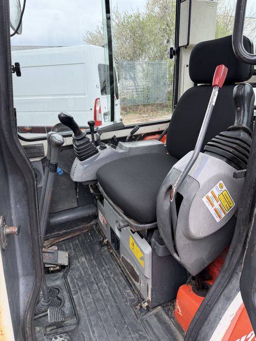 Miniexcavator kubota u 20