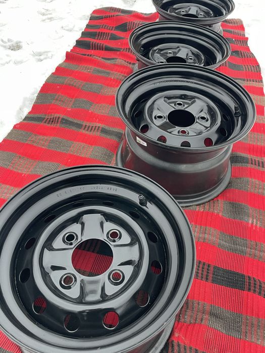 Vând jante tablă cf moto