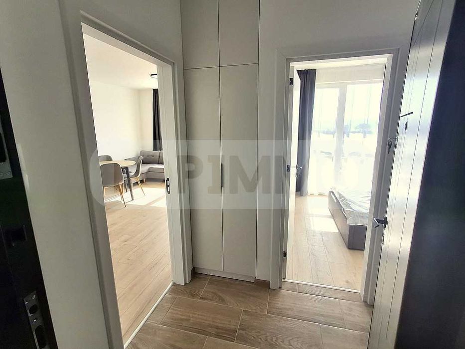 Продава се Двустаен апартамент в Варна, Младост 2 - 63 кв.м за 1518 €/кв.м - Снимка #4