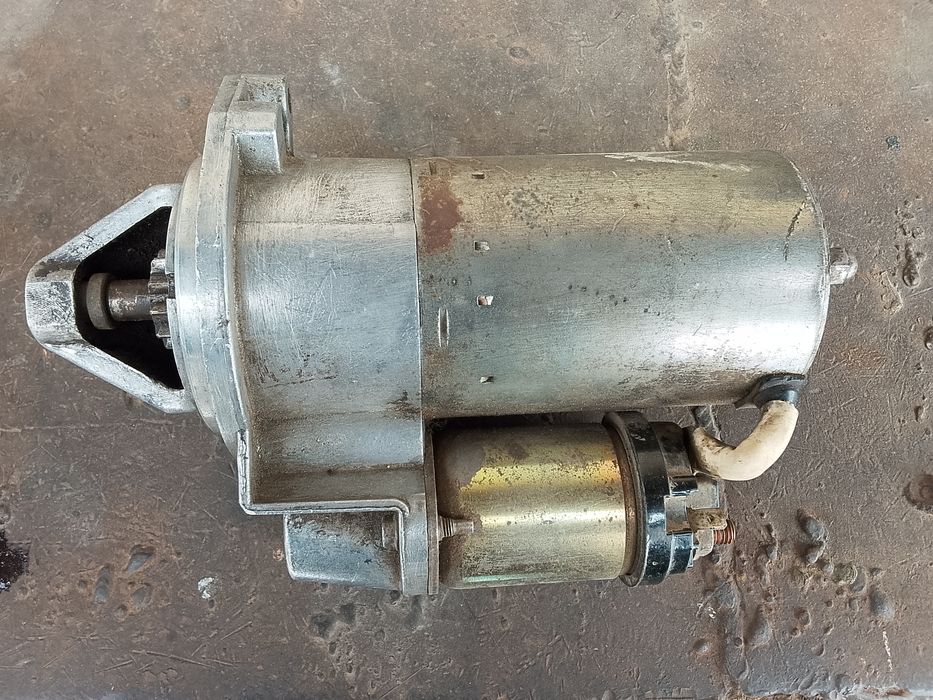 Продам стартер и генератор.