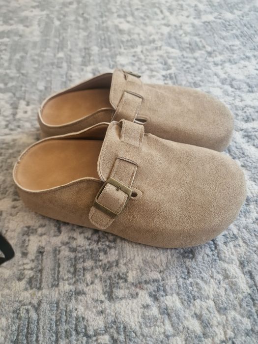 Замшевые сабо- мюли