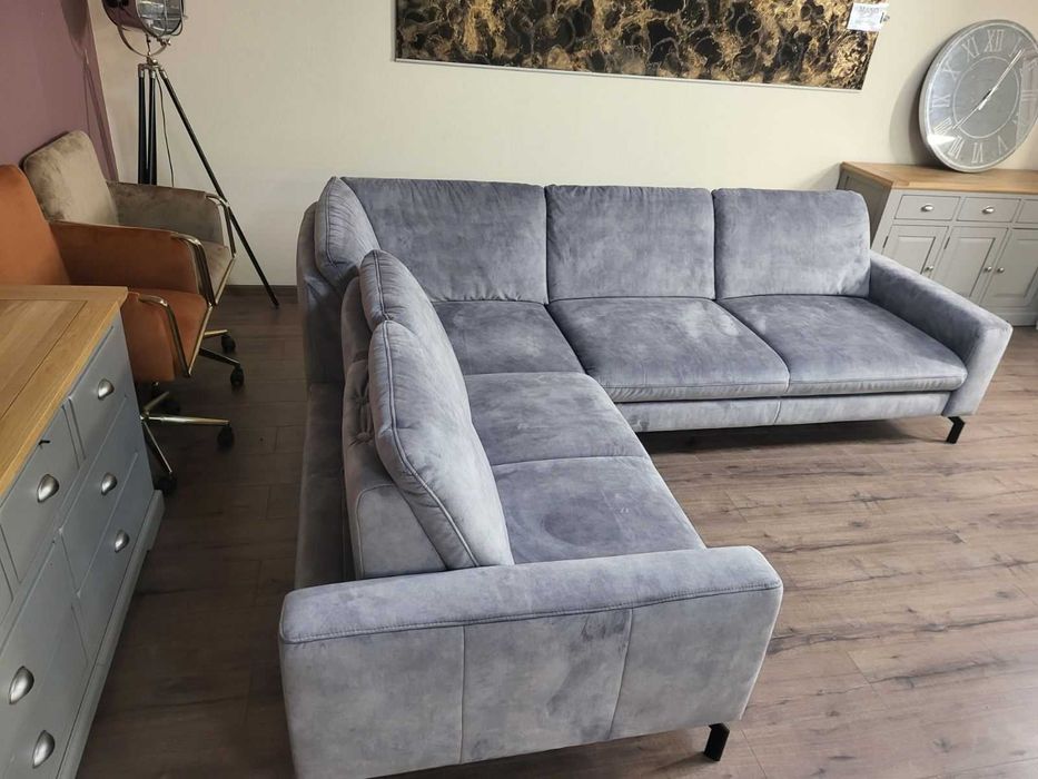 Сив ъглов диван от плат с функция сън MM-ZE1126