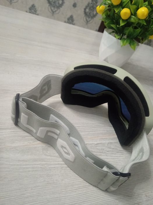 Ko'z oynak tog' chang'is va matasikl uchun