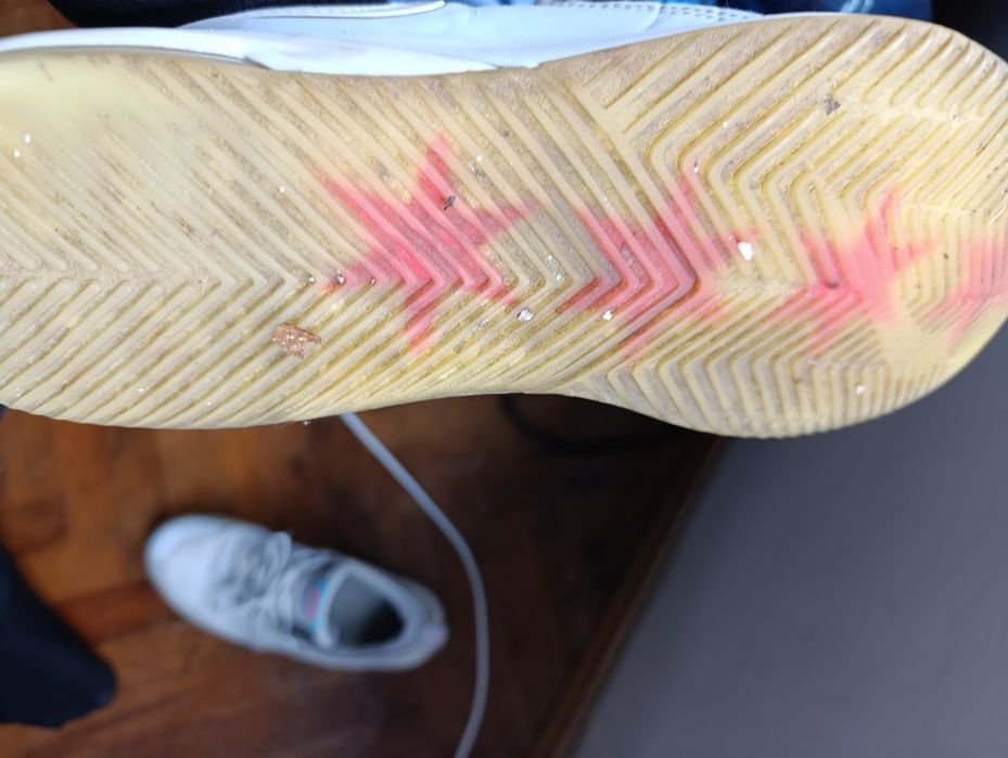 Продавам маратонки Nike airmax