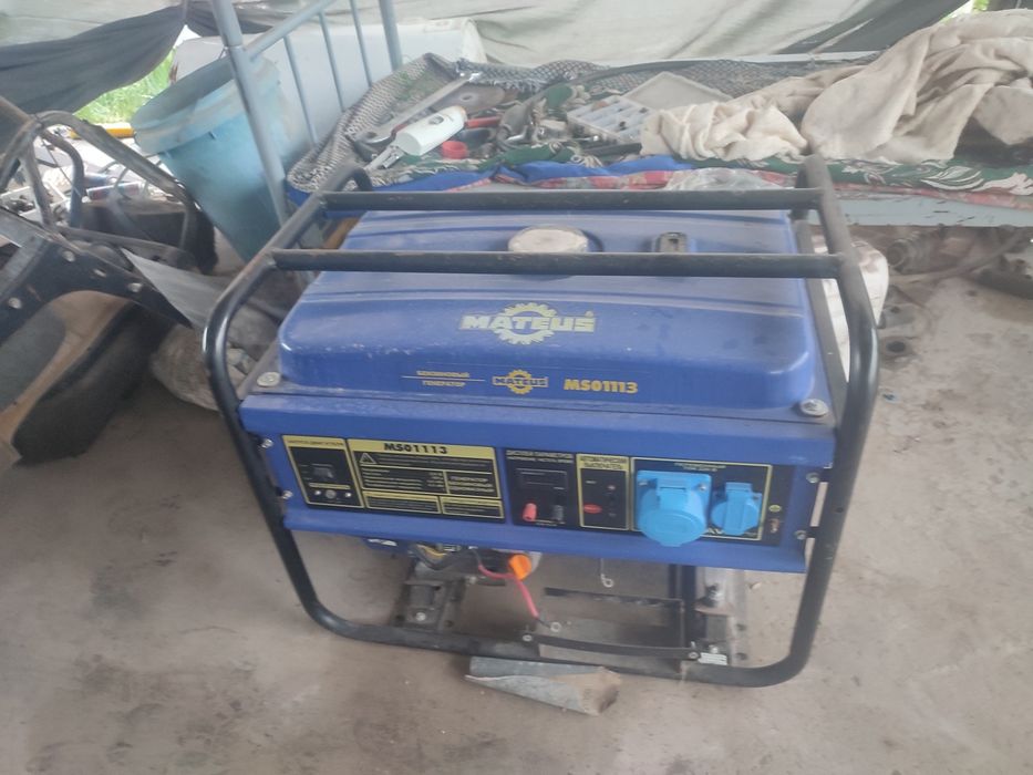 продам бензиновый генератор