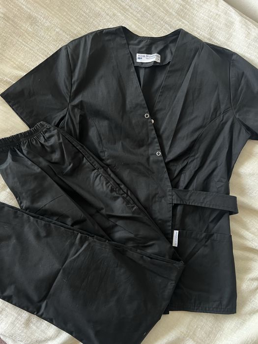 Costum medical Dr. In unifmroa negru