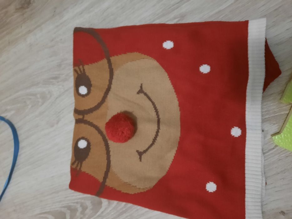 Коледен пуловер с еленче