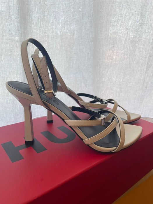 HUGO елегантни сандали с тънък ток Естествена кожа номер 38