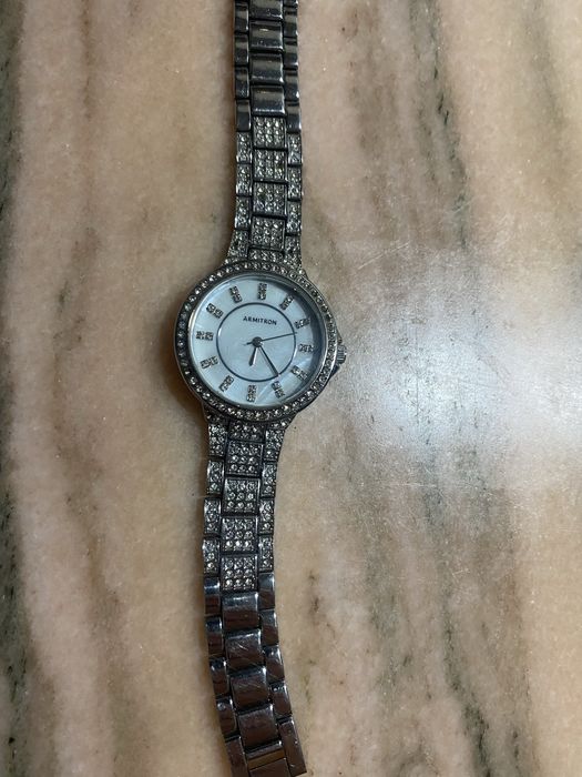 Ceas de dama Armitron