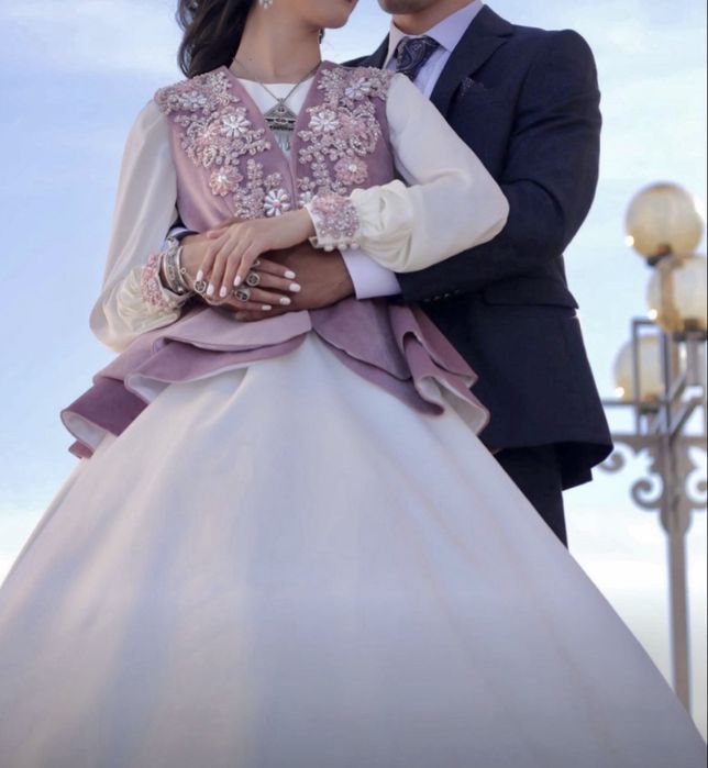 Продаю свадебное платье