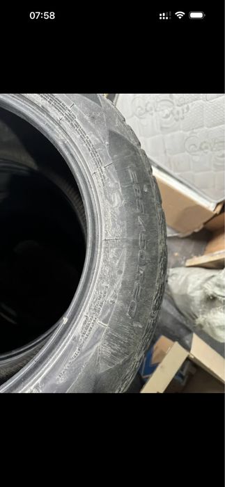 Продам шины R20 зимние