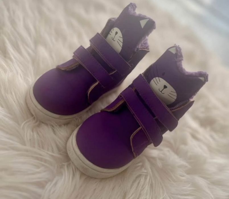 Pantofi sport mărimea 24 căptușiți