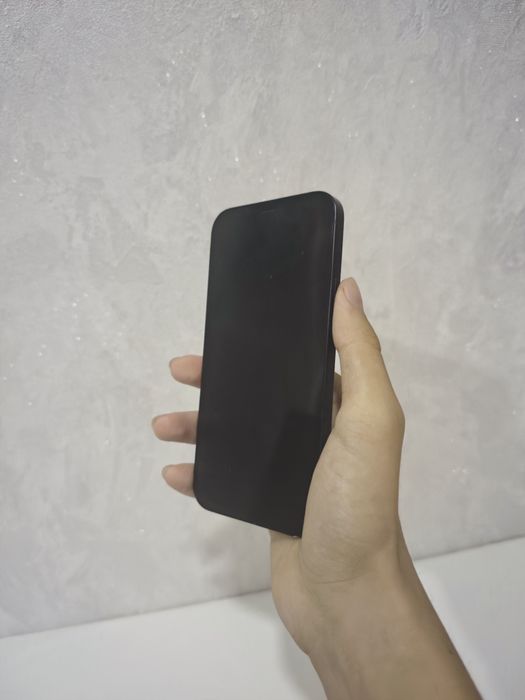 Продам iphone 12 в отличном состоянии