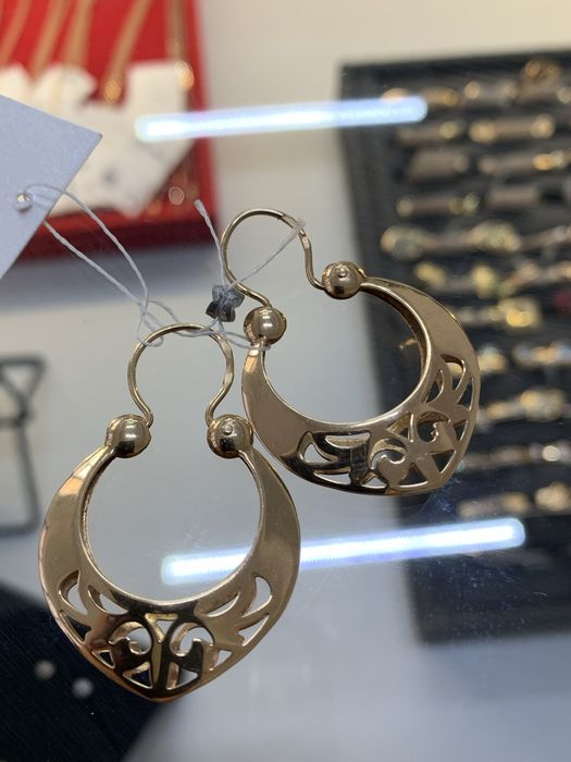 Золото серьги г.Астана