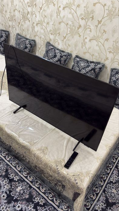 Tv Samsung bu8000 43