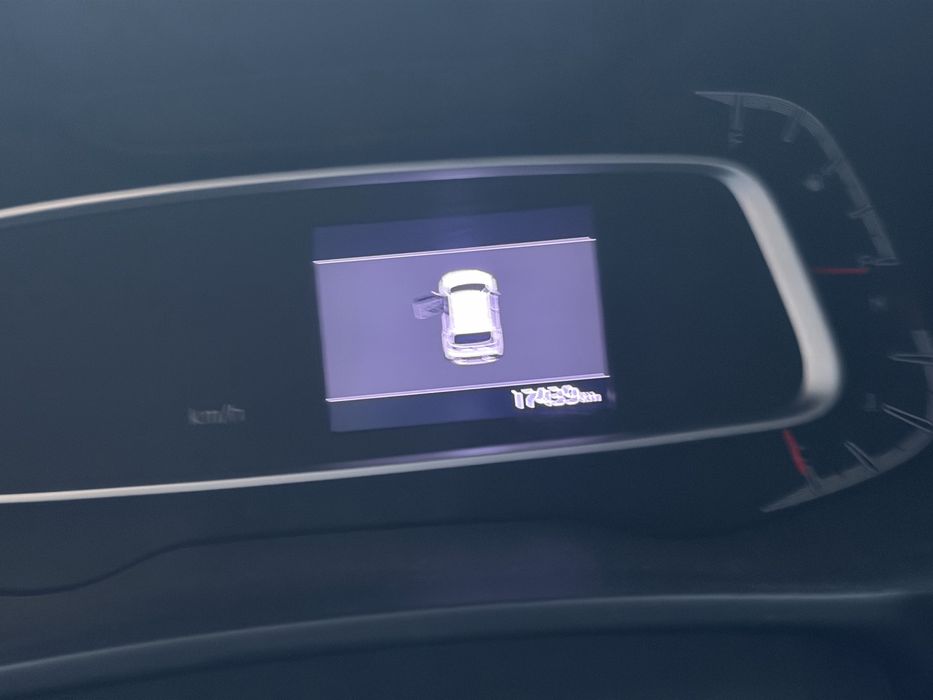 Kia sonet 2025 (2 позиция) 17.000 пробег