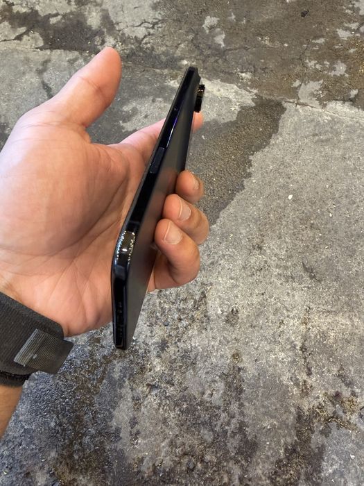 Iphone 17air qora rang 256tali