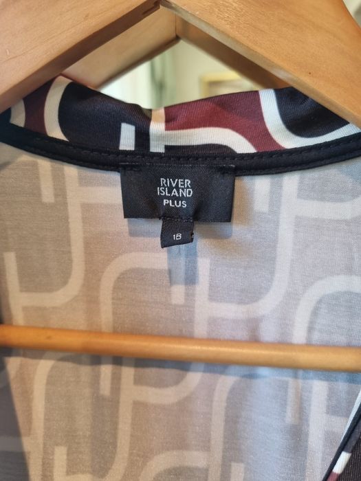 Платье женское р-р 50