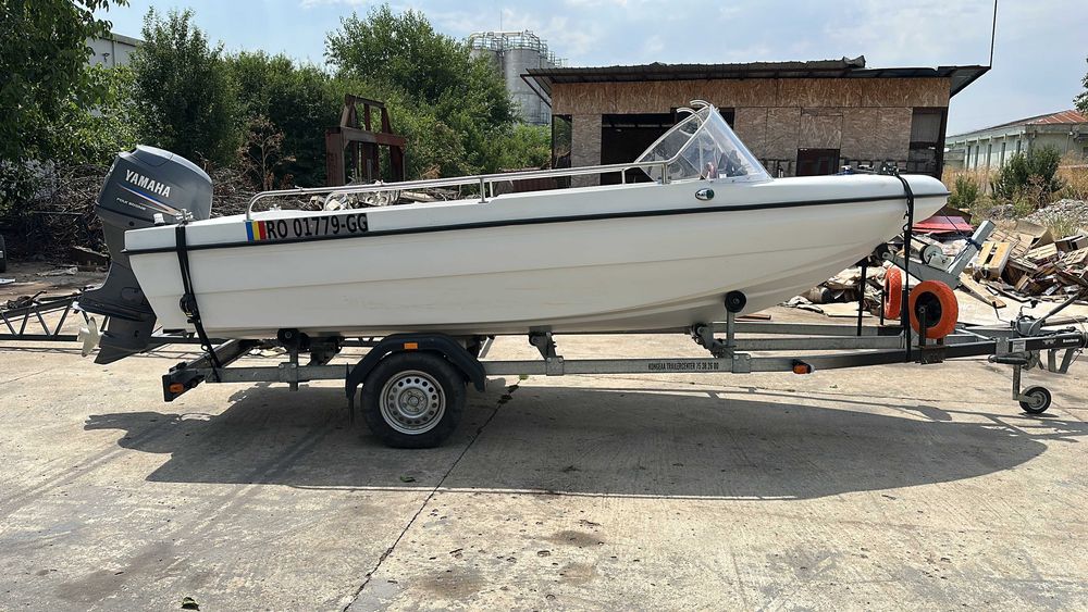 Barcă restaurată 4,85 m cu Yamaha F60 Ideală pentru pescuit & relaxare