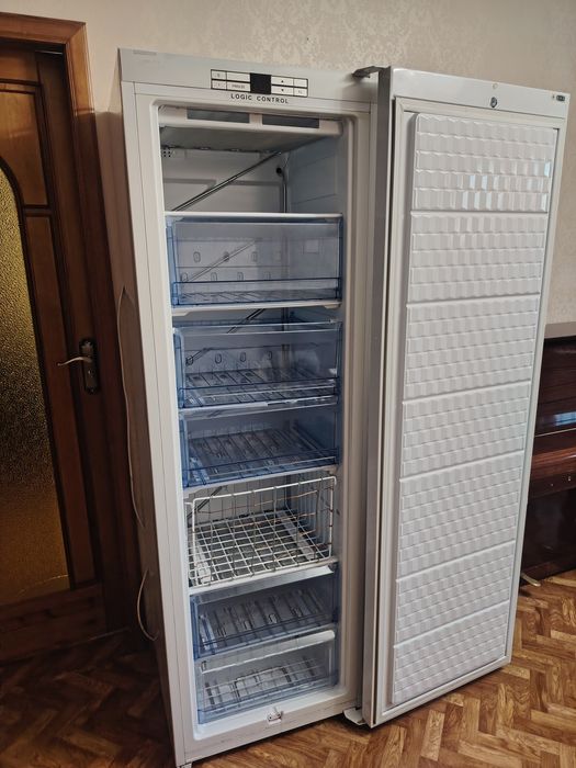 Продам морозильную камеру  Kaiser (Германия)