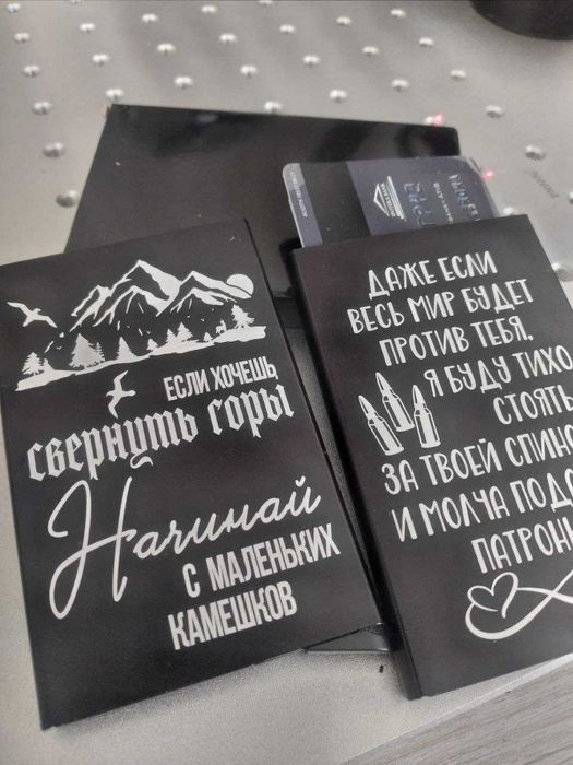 Картхолдер. Коробочка для банковских карт, прав, тех-талона .
