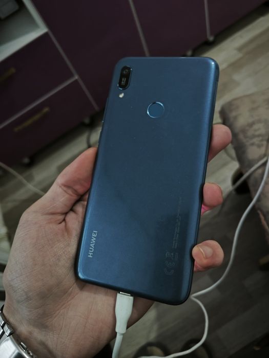 Huawei y6 | Samsung galaxy a10