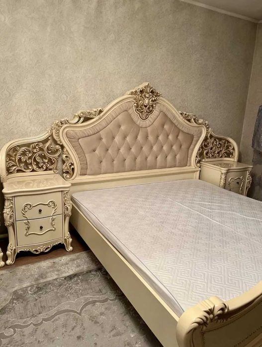 Продам спальный гарнитур б/у