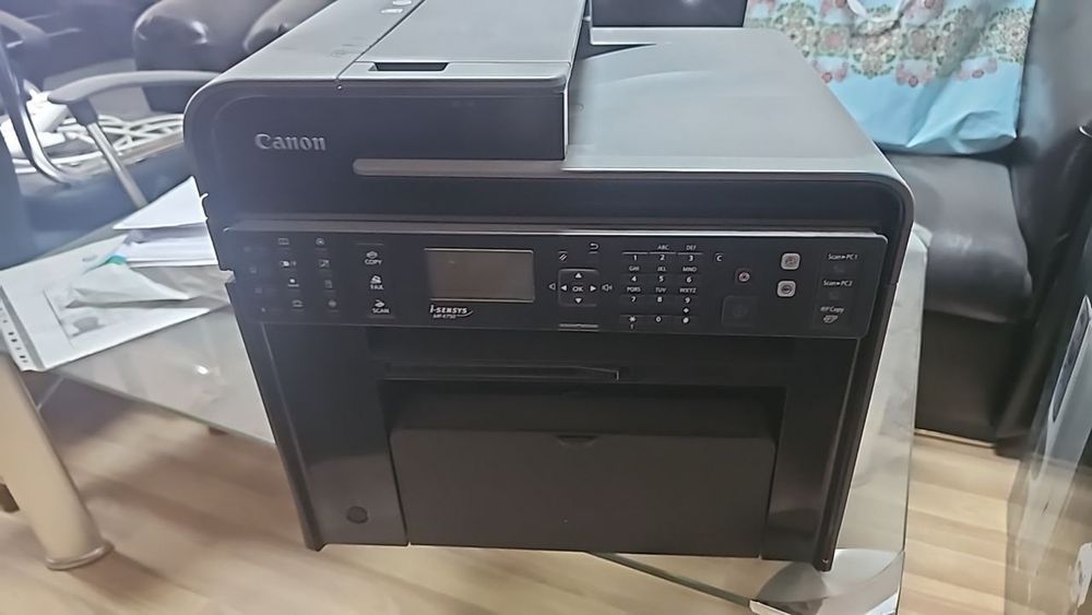 Принтер Canon черно белый