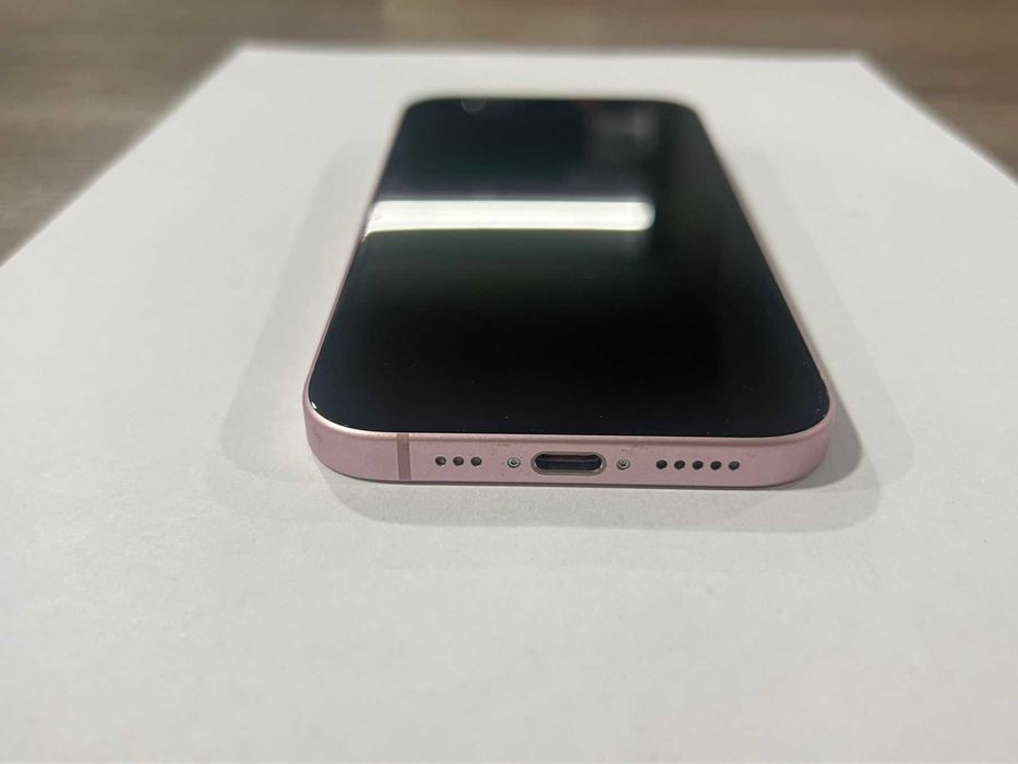 iPhone 15 Pink 128GB 100% Batery