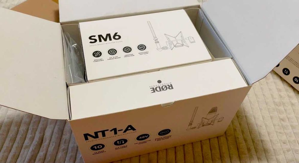 PRET NOU: Studio complet RØDE NT1-A + Focusrite Scarlett 2i2 3rd Gen + accesorii