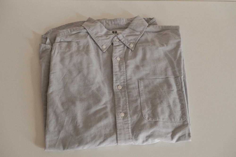 11 бр. Ежедневни мъжки ризи на Uniqlo, Regular fit