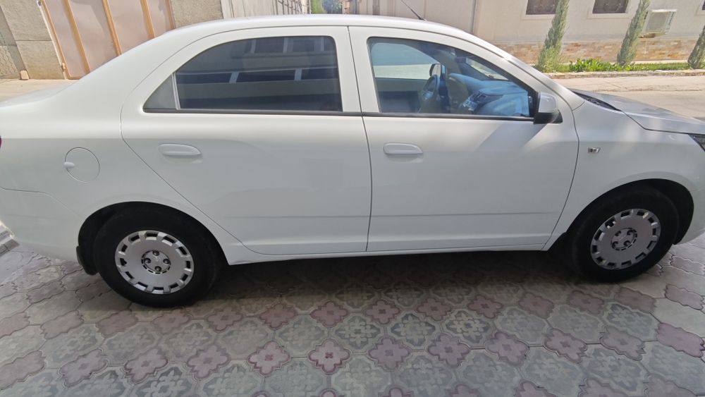 Chevrolet Cobalt sotiladi