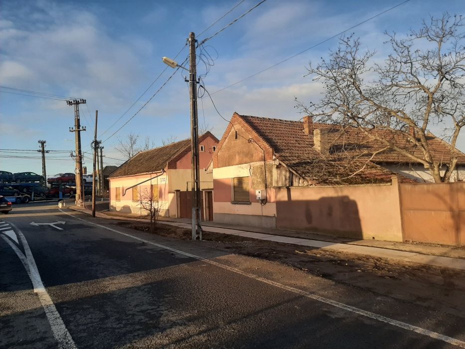 Casa de vânzare situata in Simand pe soseaua Arad#ORADEA  5610 mp