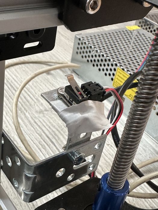 Imprimanta 3d // 310 mm x 310 mm x 500 mm