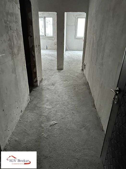 Тристаен апартамент пред Акт 16