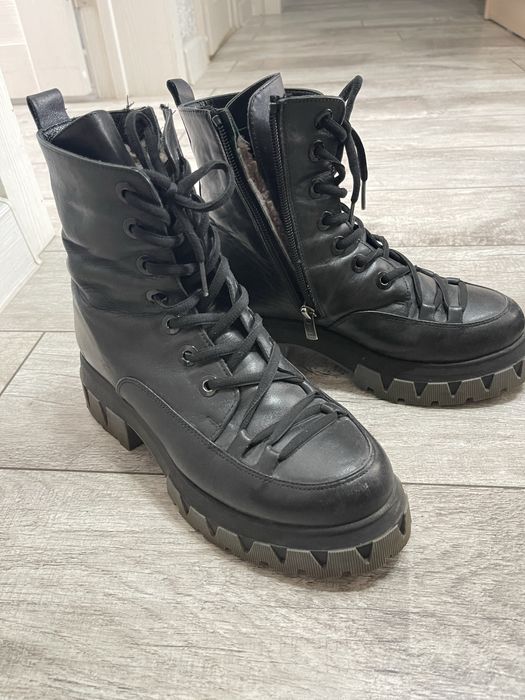 Продам обувь 10 000 Туруия