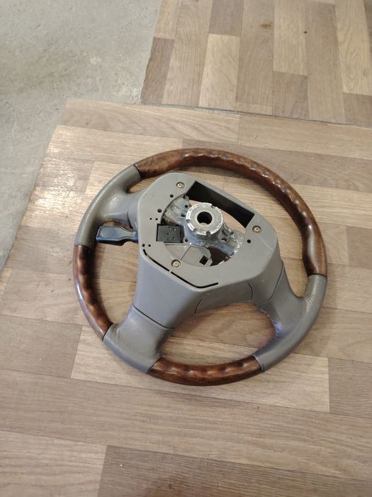 Лексус gs300  160 Toyota рул