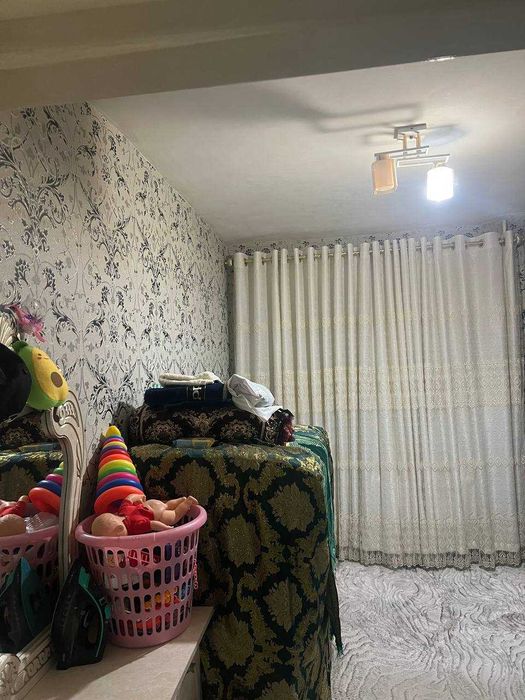 3 xonalik uy sotiladi