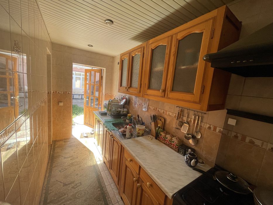 Дом с бассейном и сауной