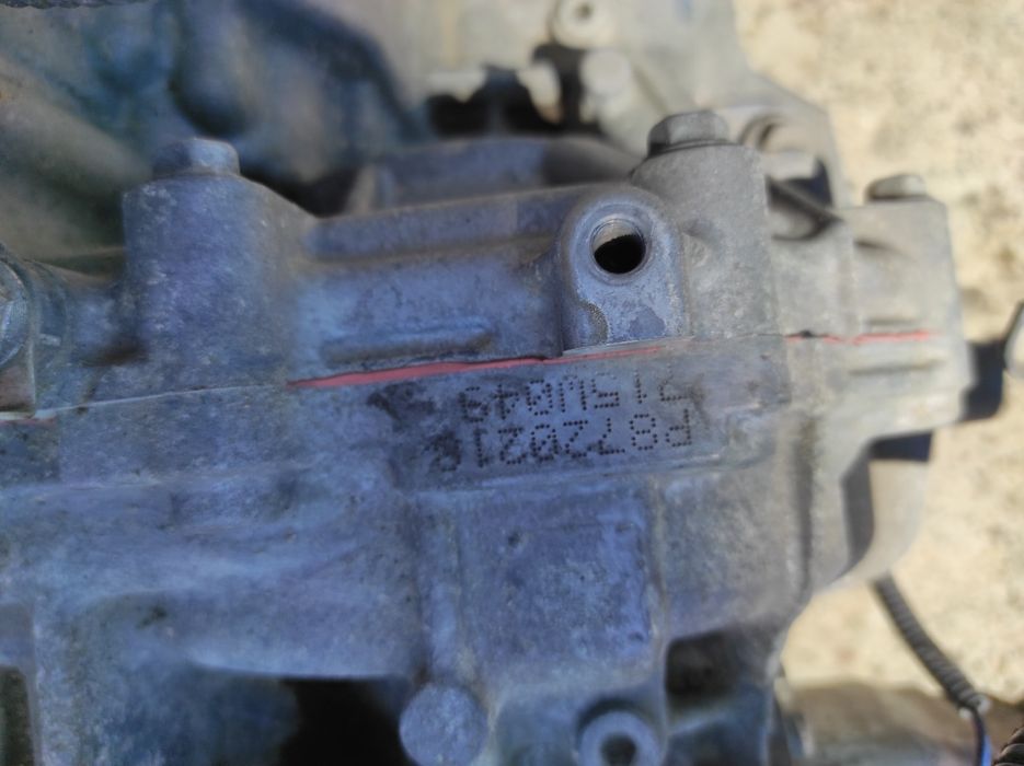 Cutie automata Toyota Auris Hibrid