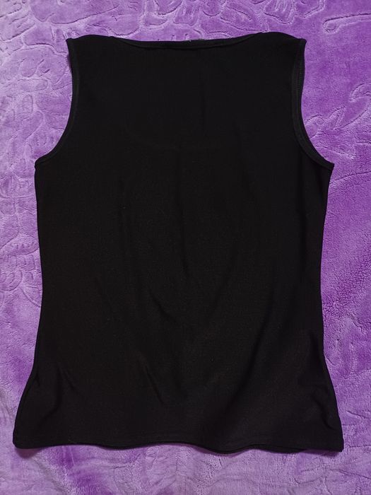 Maiou negru cu paiete strălucitoare